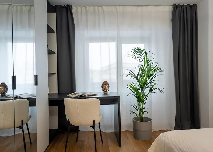 Apartament Superb Large 1br Flat - Unirii Square - 610b *
