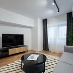 Superb Large 1br Flat - Unirii Square - 610b Apartment *