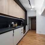 Superb Large 1br Flat - Unirii Square - 610b Daire *