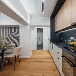 Superb Large 1br Flat - Unirii Square - 610b Bukarest