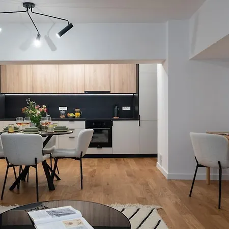 Superb Large 1br Flat - Unirii Square - 610b *